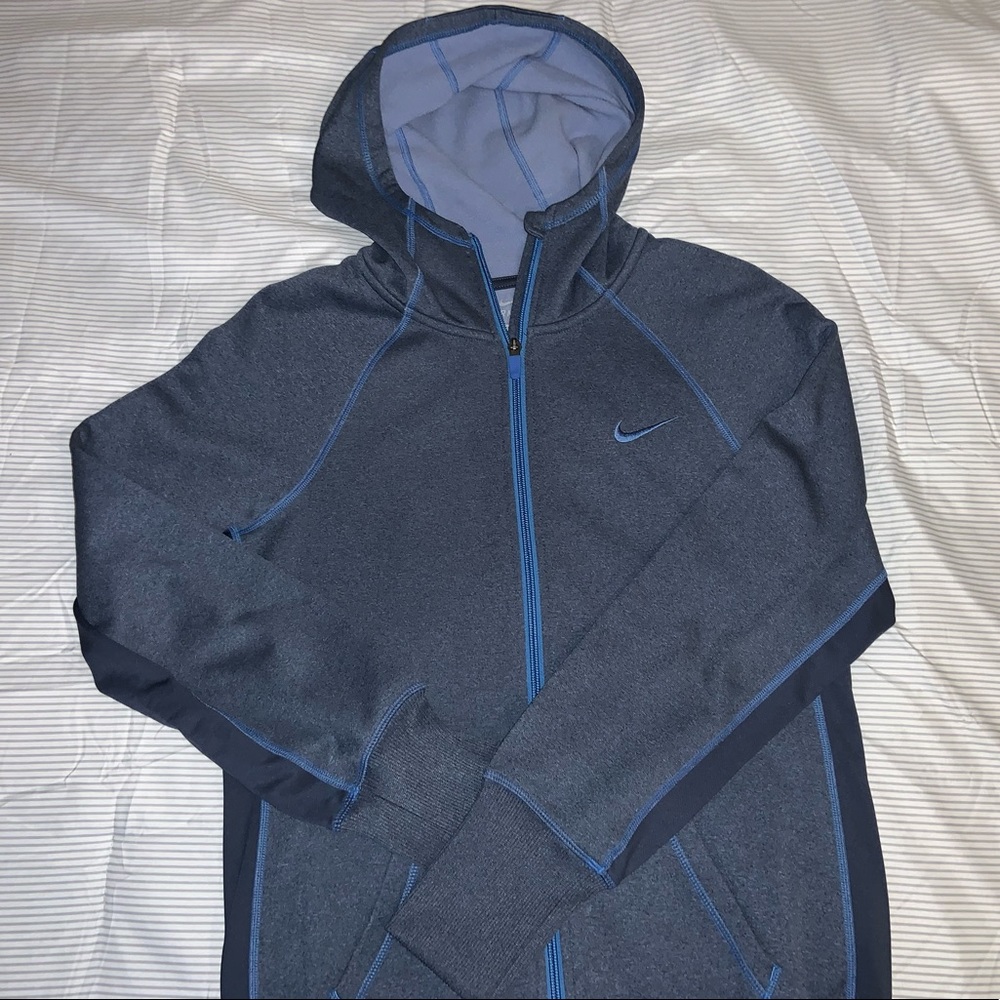 Women’s Nike zip up